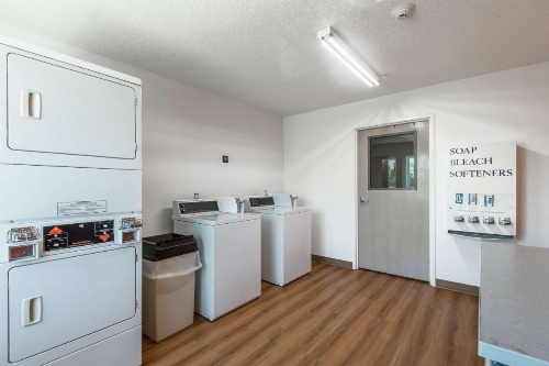 Motel 6-Junction City, KS image 11