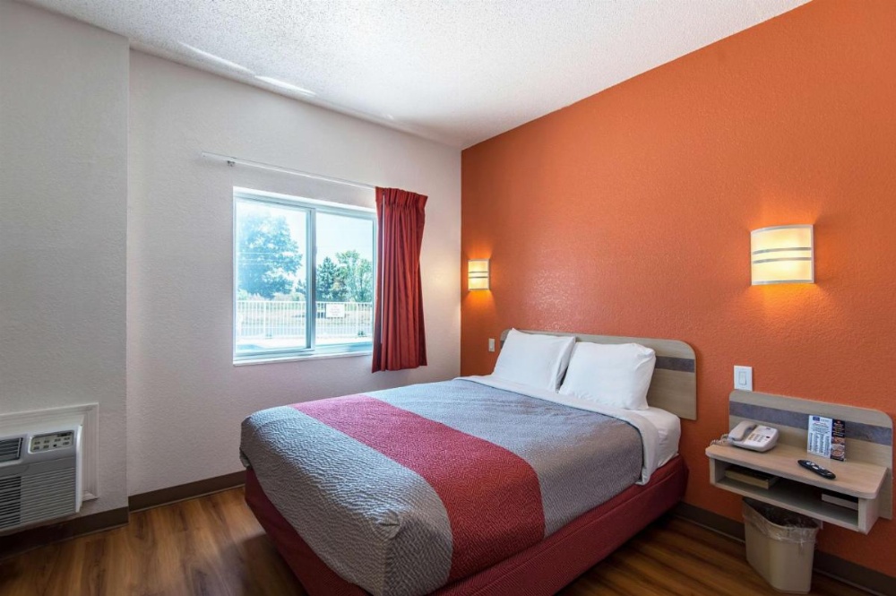 Motel 6-Junction City, KS